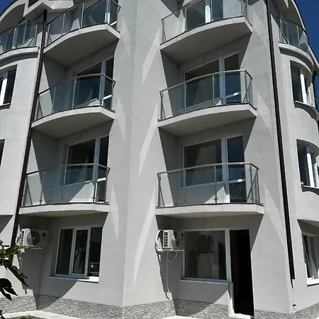 Apartment мег сий вю Varna
